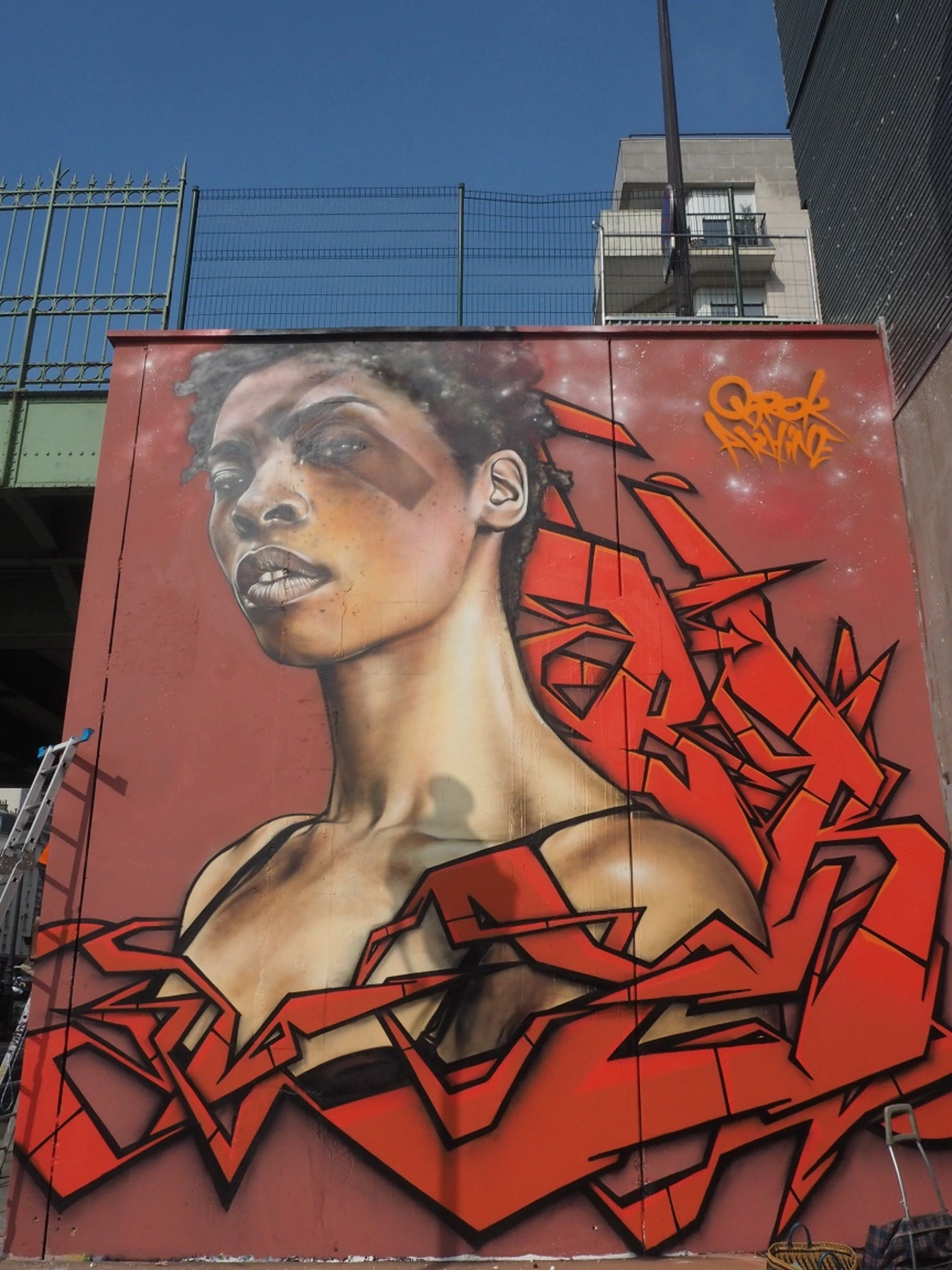 Oeuvre de Street Art réalisée par Akhine, Brok à Paris