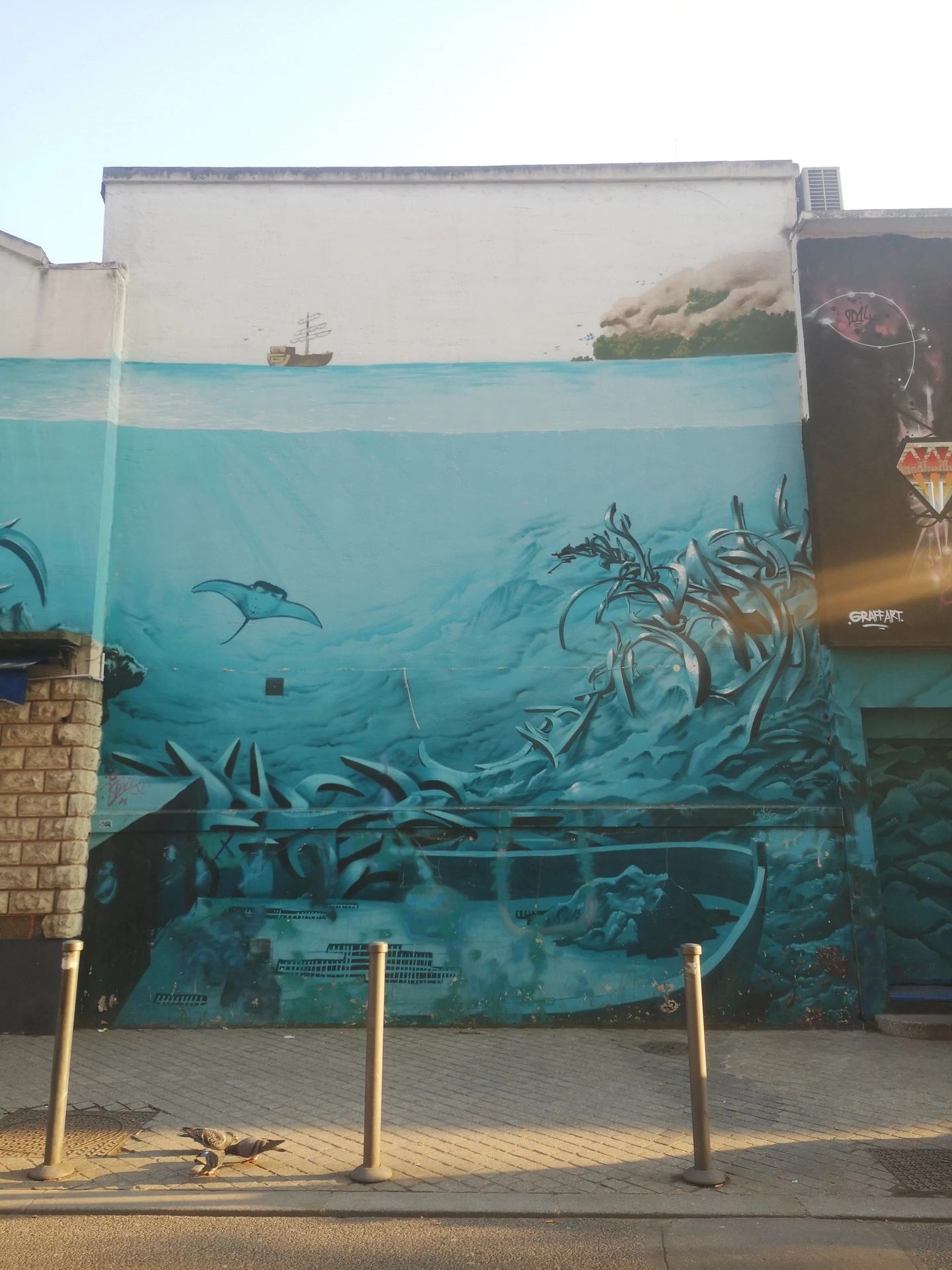 Oeuvre de Street Art réalisée par MG La Bomba à Saint-Ouen-sur-Seine