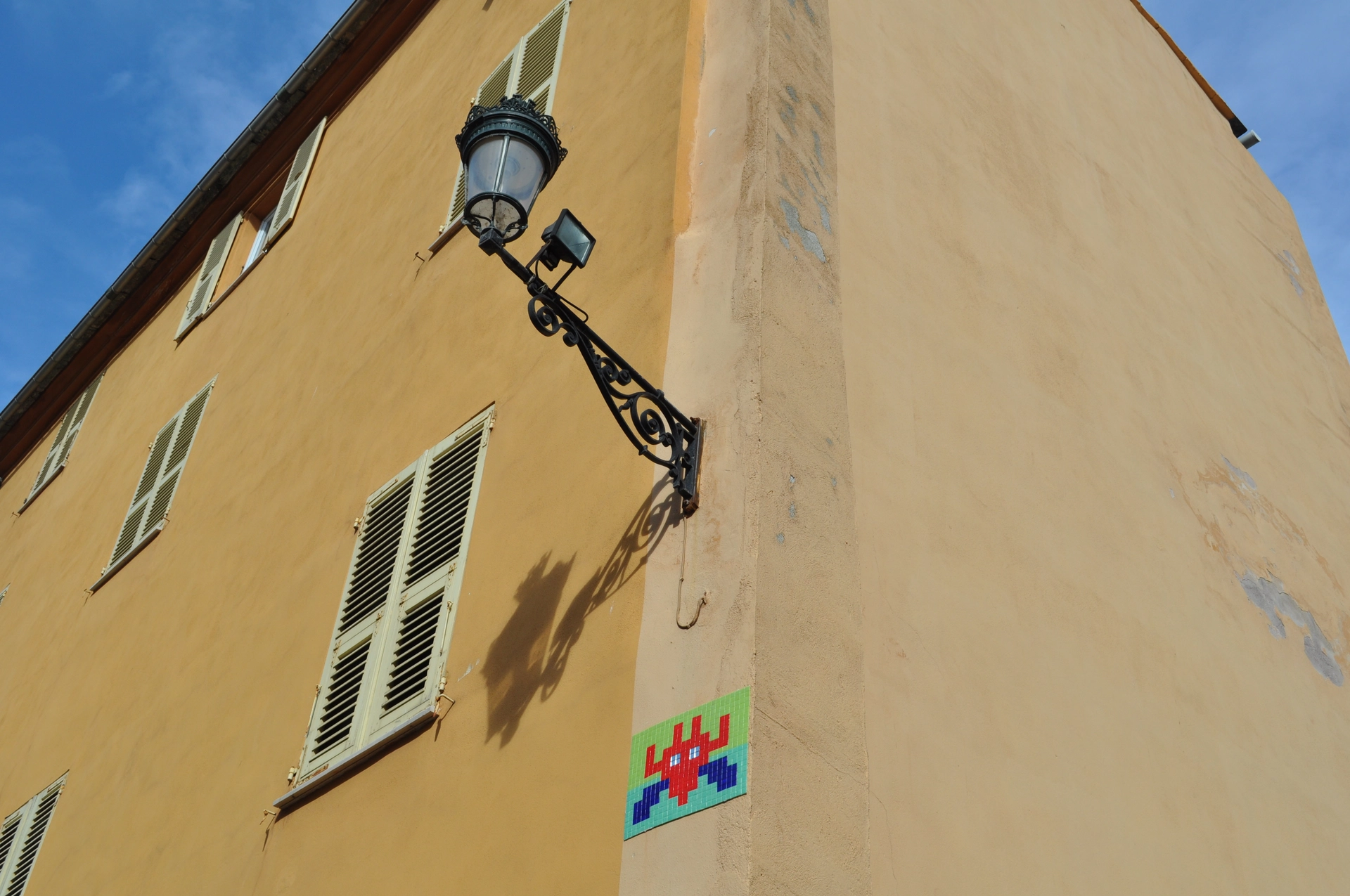 Oeuvre de Street Art réalisée par Invader à Bastia